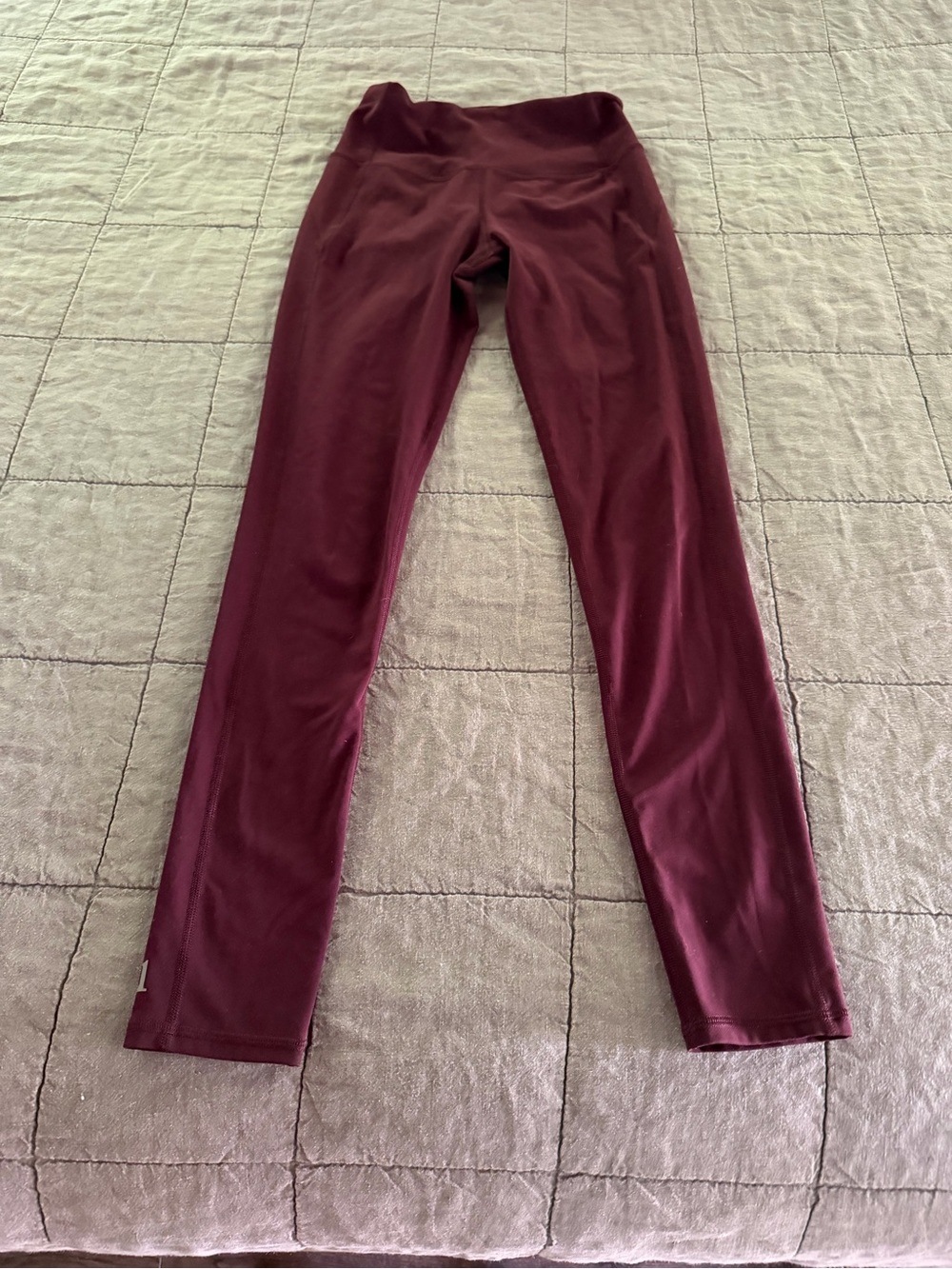 Vuori Burgundy High-Rise Leggings